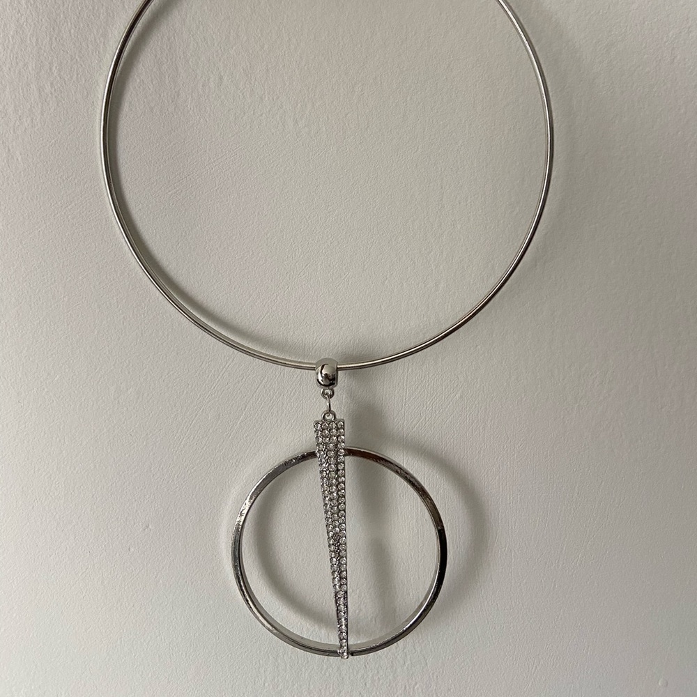 BLING NECKLACE WITH STUD EARRINGS 🗣